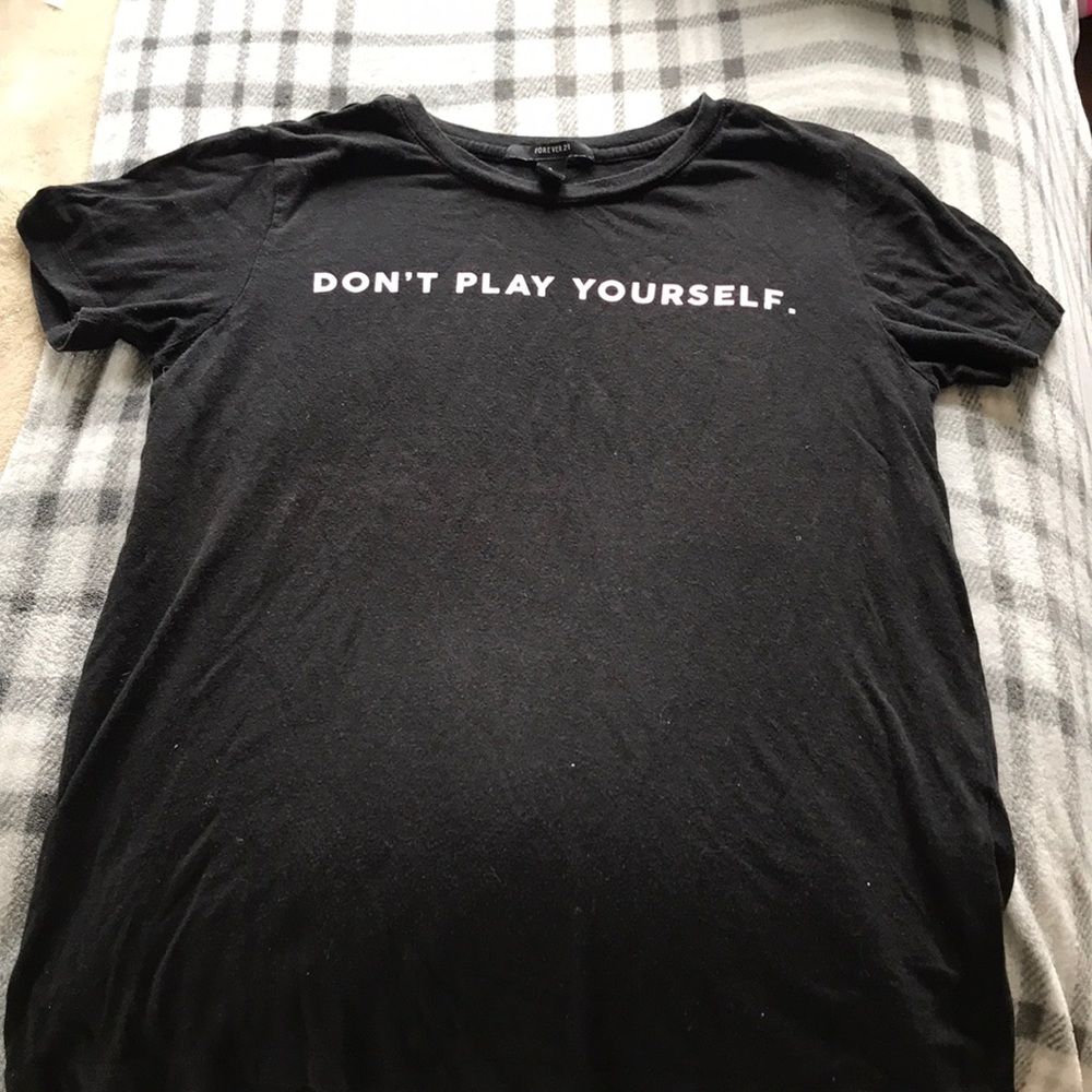 Don’t Play Yourself, pink and black graphic tee!